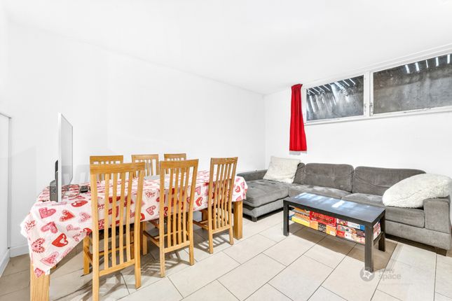 30, Blondin Street, London photo 4