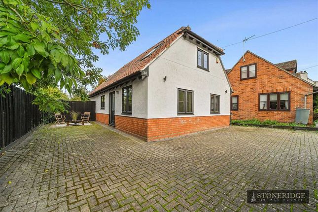3-bed detached on The Street, Kirby Le Soken, £475,000