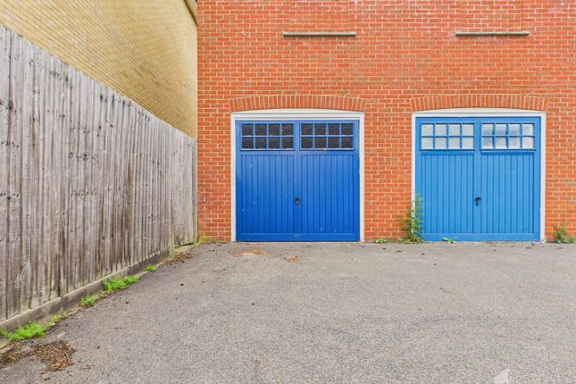 Flat 8, Mendip Lodge, Mendip Way, Great Ashby, Stevenage photo 3
