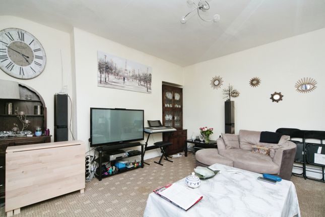 Flat for sale in Princes Drive, Colwyn Bay, Conwy