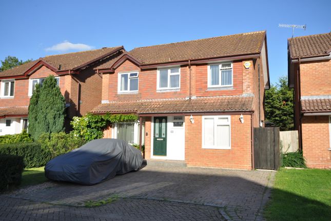 Detached house for sale in Hayes Walk, Smallfield, Horley