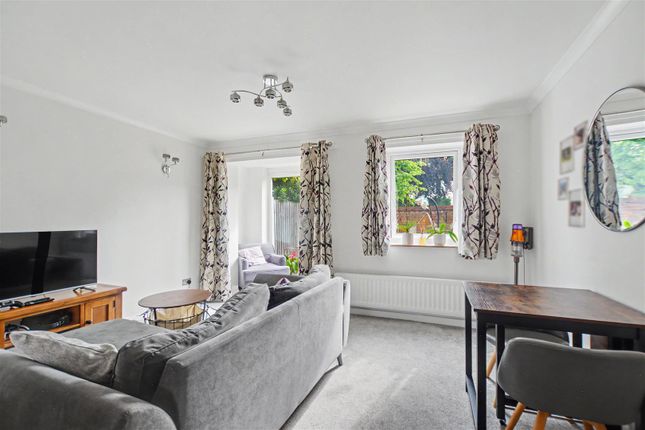 2, Gatehouse Court, Nottingham photo 2
