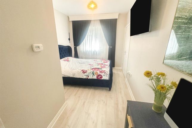 20, Slough Close, Corby photo 4