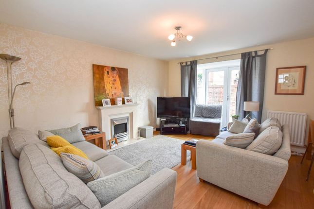 6 Vaughan Road, Altrincham photo 2