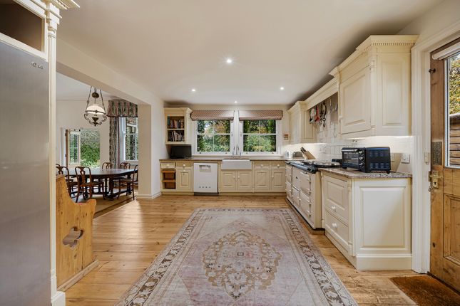 St., St. Georges Road, South West London photo 4