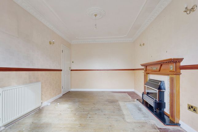 18, Ormonde Gardens, Leigh-on-sea photo 2