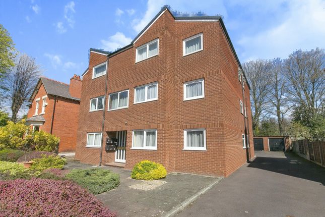 2 bed flat for sale in St. James Court, Vicarage Road, Chester, Cheshire CH2