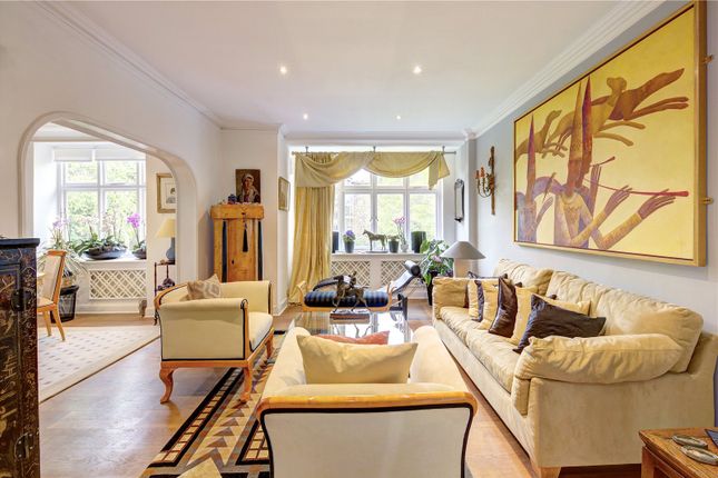 Flat for sale in Holland Park Road, London