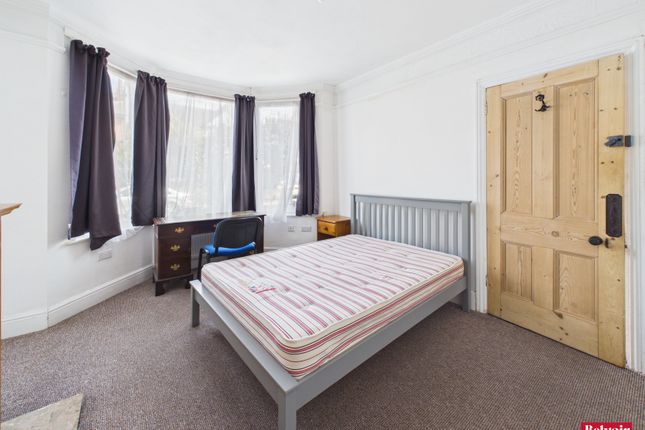 21, Hill Road, Chelmsford, Essex photo 4
