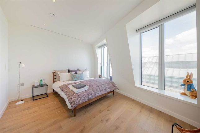 Apartment 4.6, 2, Hobhouse Court, London photo 4