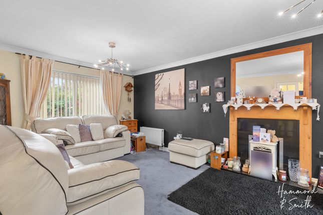 9 Gorefeld, Bishop's Stortford photo 4
