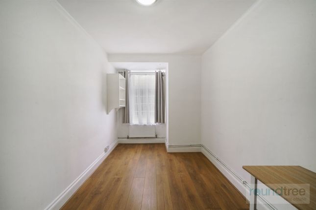 15a, Kings Close, Hendon photo 4