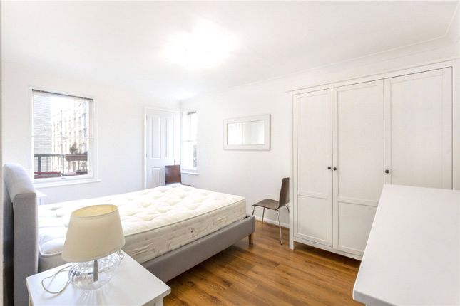 26, Conant Mews, London photo 4
