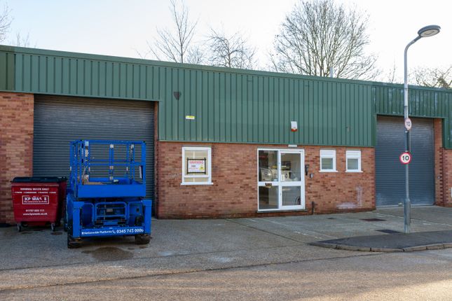 Industrial to let in Unit 7 Sphere Industrial Estate, Campfield Road, St. Albans