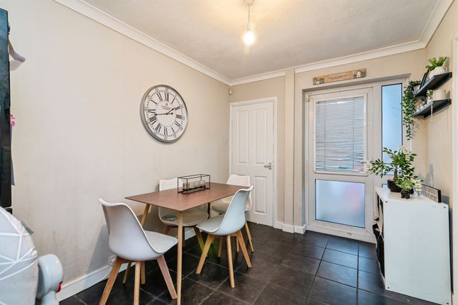 66, Candle Meadow, Nottingham photo 4