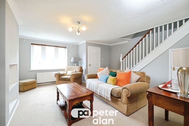 63, Grovers Field, Mountain Ash photo 4