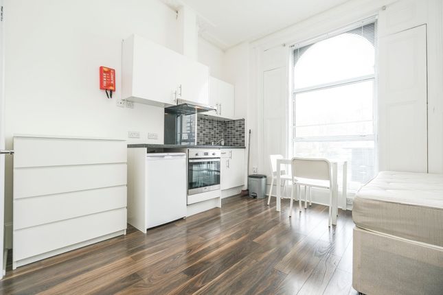 21 Camden Park Road, London photo 3
