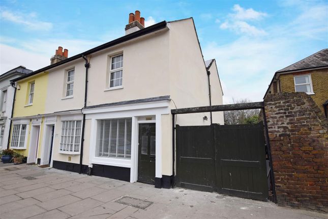 Thumbnail End terrace house to rent in High Street, Hampton