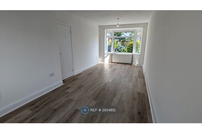 Seymour Drive, Ellesmere Port photo 5