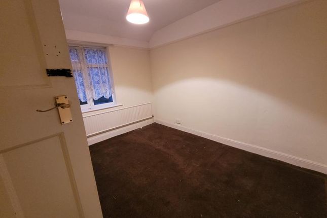 Terraced house to rent in Chelmsford Avenue, Grimsby