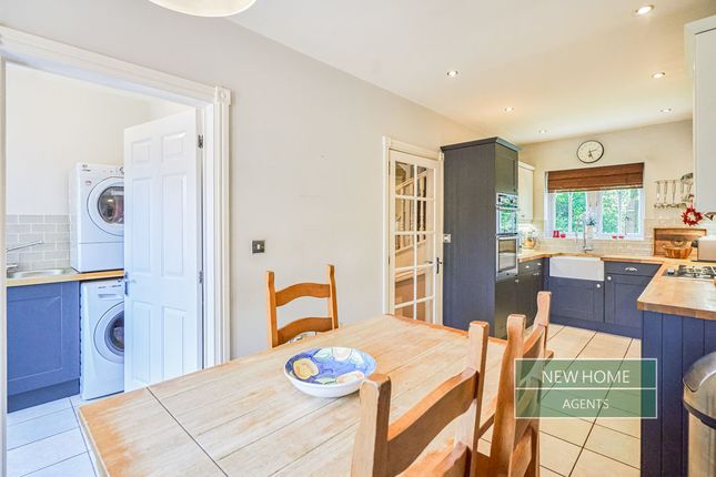 2, Robins Croft, Cannock photo 5