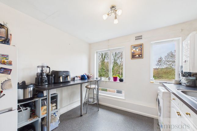 Flat 4, Comfrey Court, Abingdon photo 3