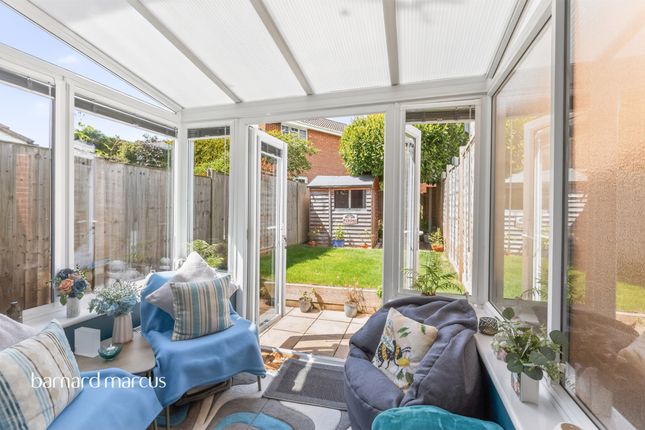 8, Markham Road, Dorking photo 4