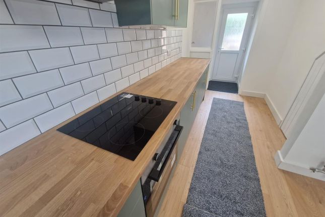 29, Glan Y Wern Road, Swansea photo 3