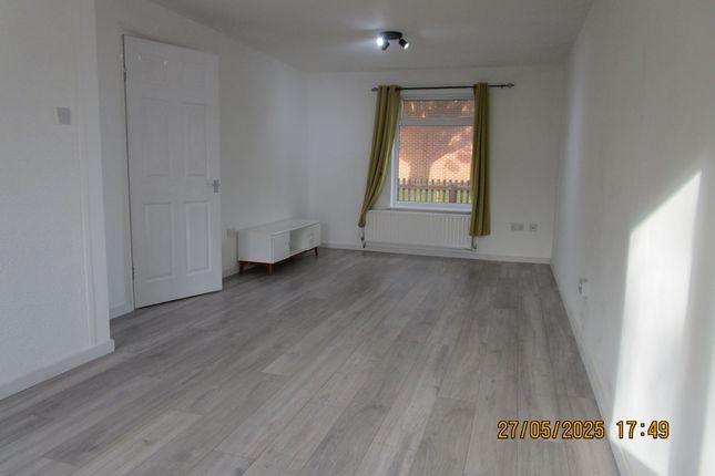9, Stonebroom Walk, Derby photo 2
