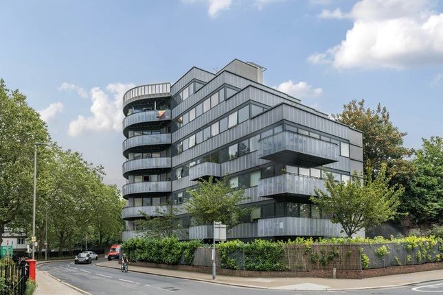 Flat for sale in Time House, Wandsworth, London