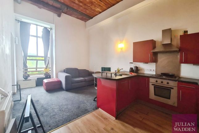 Flat 102, Victoria Mill, Reddish photo 2