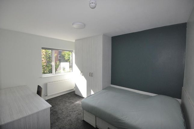 Welton Mount, Leeds photo 4