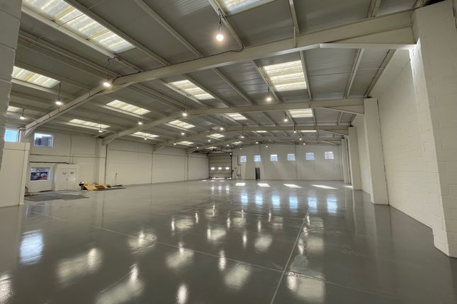 Thumbnail Industrial to let in 21 Albert Drive, Burgess Hill