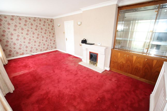 4 Sheppard Close, Clacton on Sea photo 3