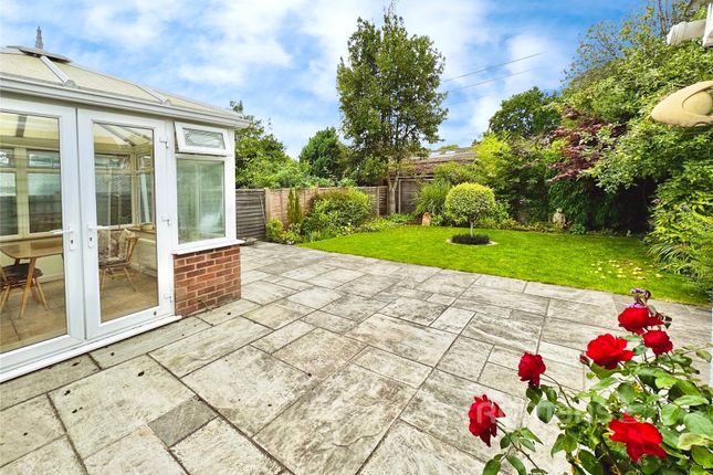 11, Chiltern Road, Berkshire photo 2
