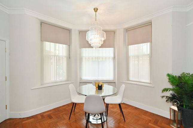 26a Stanhope Gardens, London photo 4