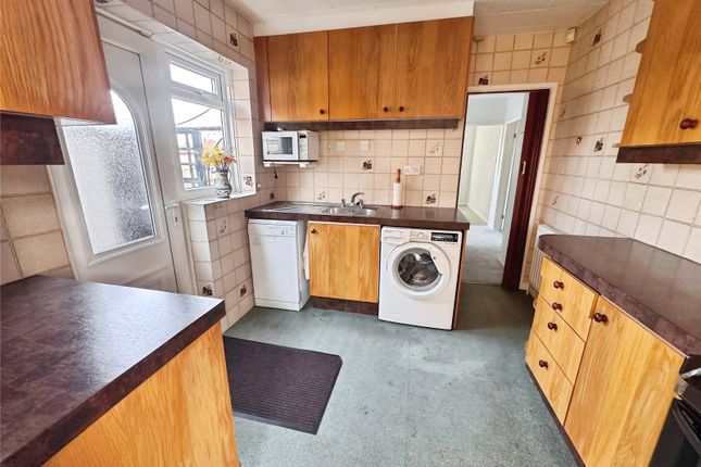 13, Dunster Road, Manchester photo 4