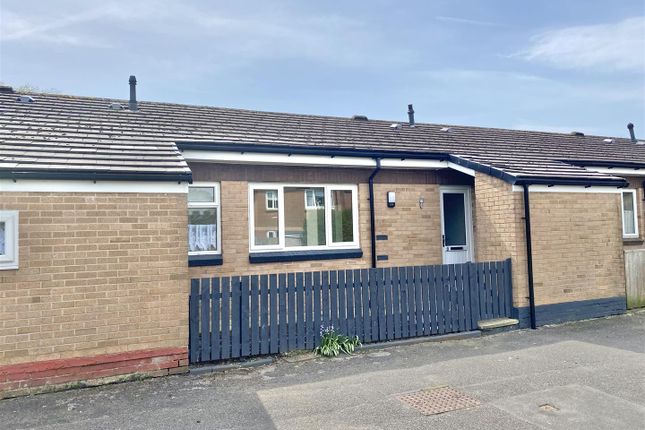Thumbnail Terraced bungalow for sale in Riber Bank, Gamesley, Glossop