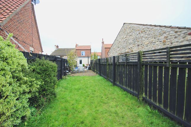 25, High Street, Aldbrough photo 2