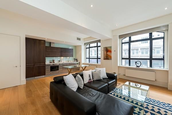 Thumbnail Flat to rent in Armitage Apartments, Great Portland Street, Marylebone, London