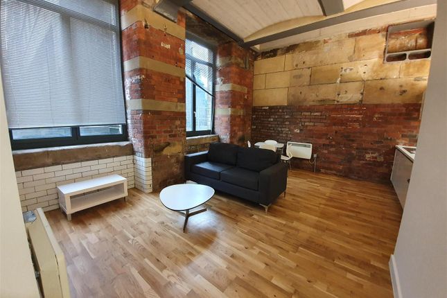 Apt 005 Velvet Mill, Lilycroft Road, Bradford photo 2