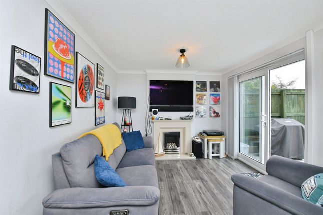 19, Gurnard Walk, Plymouth photo 4