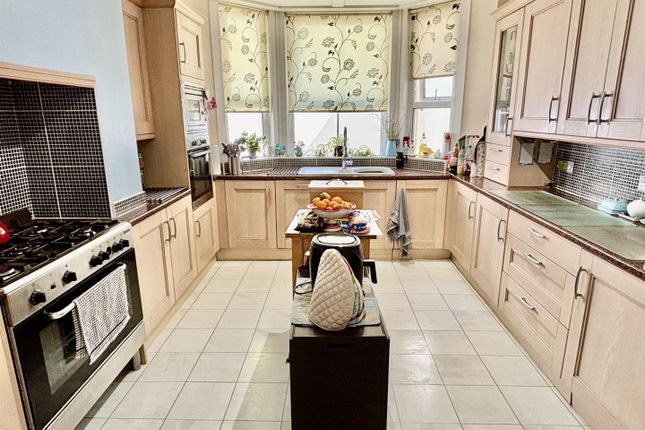 148, Borstal Road, Rochester photo 3
