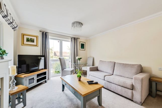 8, Yeats Lodge, Greyhound Lane, Thame photo 4