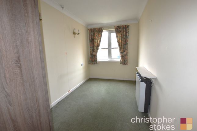 Flat for sale in Edwards Court, Turners Hill, Waltham Cross, Hertfordshire