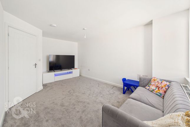 67 Bluebell Way, Norwich photo 2