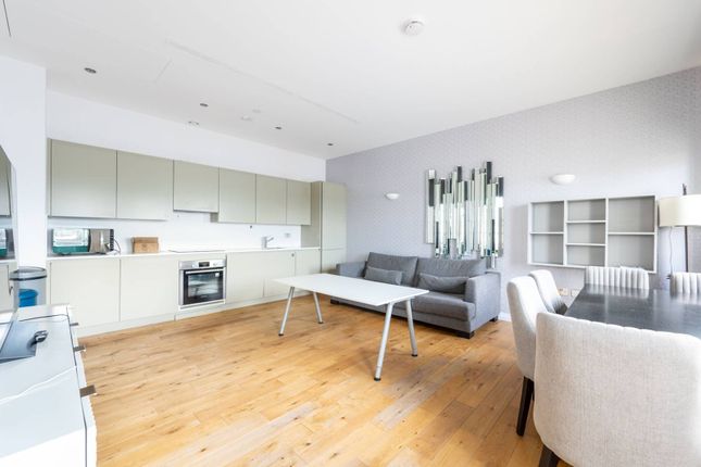 Thumbnail Flat to rent in Western Avenue, Perivale, Greenford