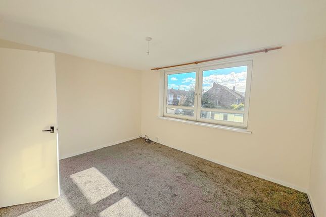 47 Newton Gardens, Birmingham photo 3