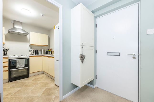 20 Martlets Court, Montargis Way, Crowborough photo 3