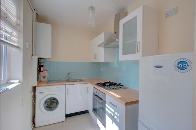 Terraced house to rent in Clarendon Park Road, Clarendon Park, Leicester